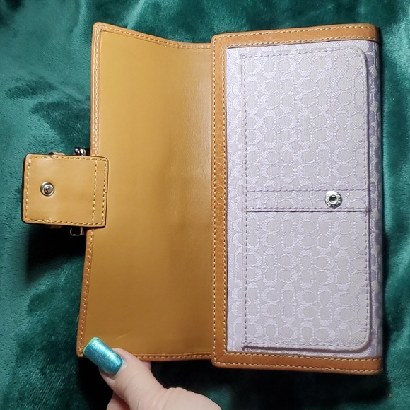 Coach purse W/matching wallet - Picture 7 of 16